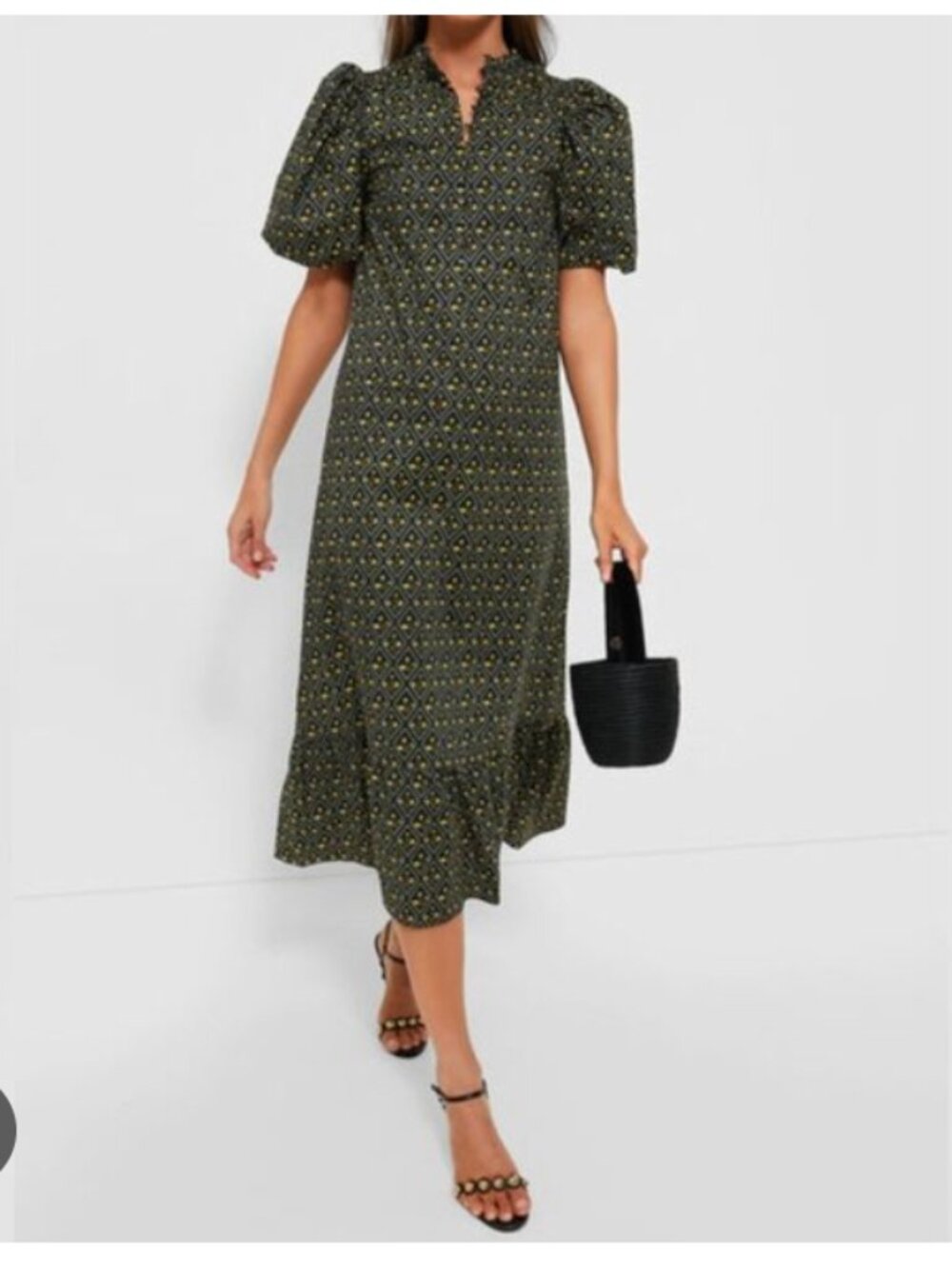 Hyacinth House - M Women's Black Diamond Floral Mimi Midi Dress